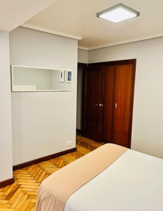 Apartamento En El Centro De Vigo 2 Habitaciones المظهر الخارجي الصورة